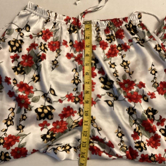 Kristine Tyler Intimates Silky Smooth Polyester Pajamas Size Large - Picture 11 of 14